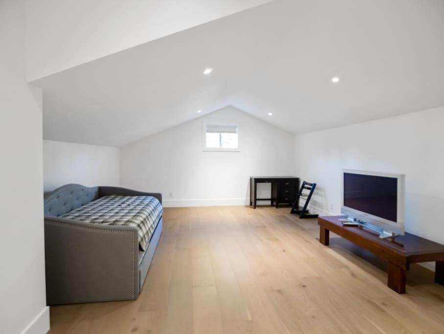The Fernridge Estate: 5Bd Family Retreat! Villa Langley Exteriör bild
